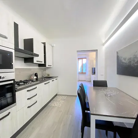 Casa Stella - A Due Passi Dal Corso Di Apartament *