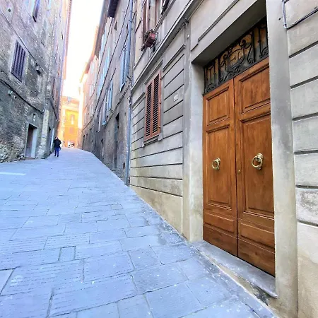Casa Stella- A Due Passi Dal Corso Di Siena